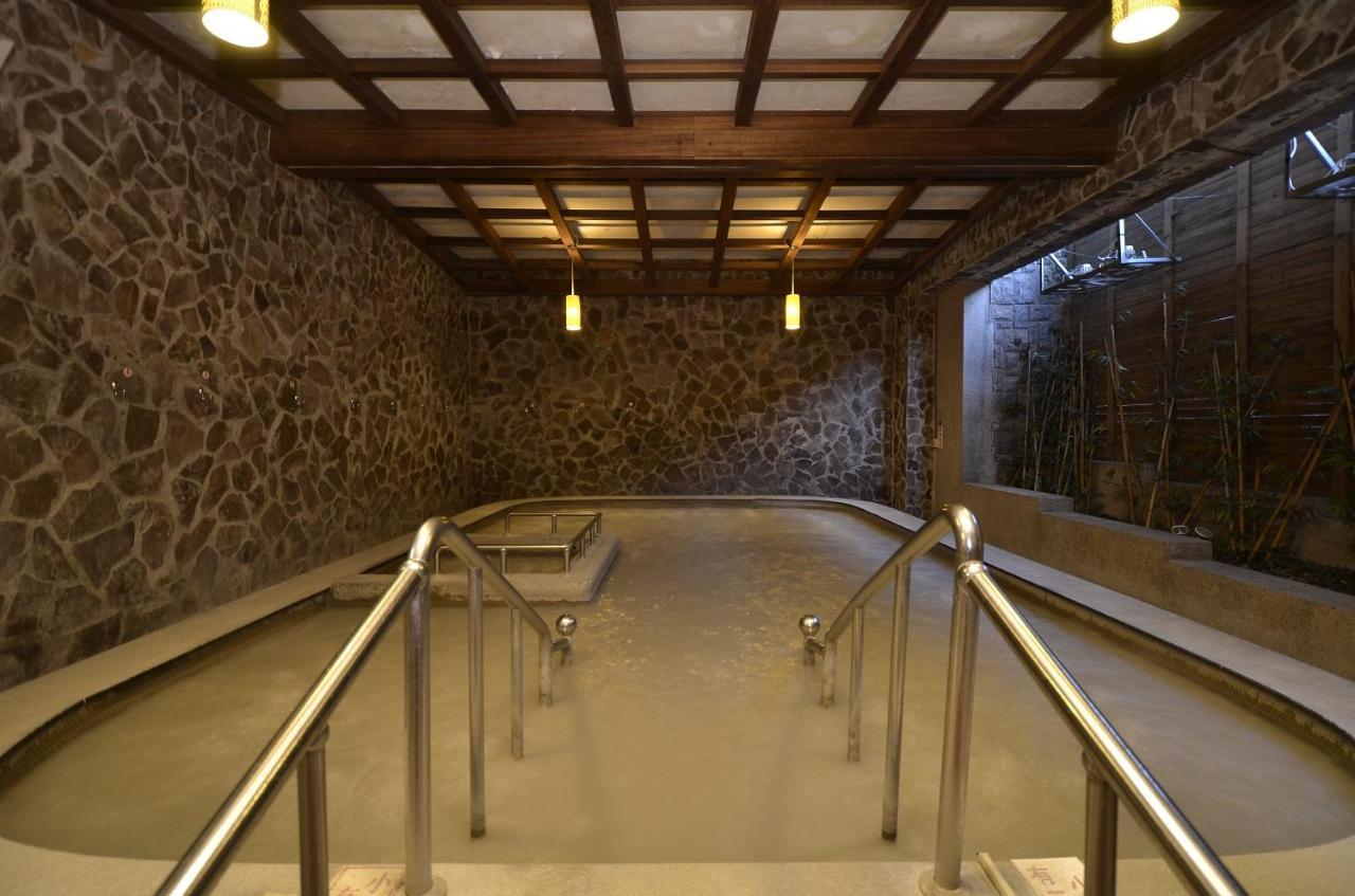 טאינאן Toong Mao Spa Resort Guanziling מראה חיצוני תמונה