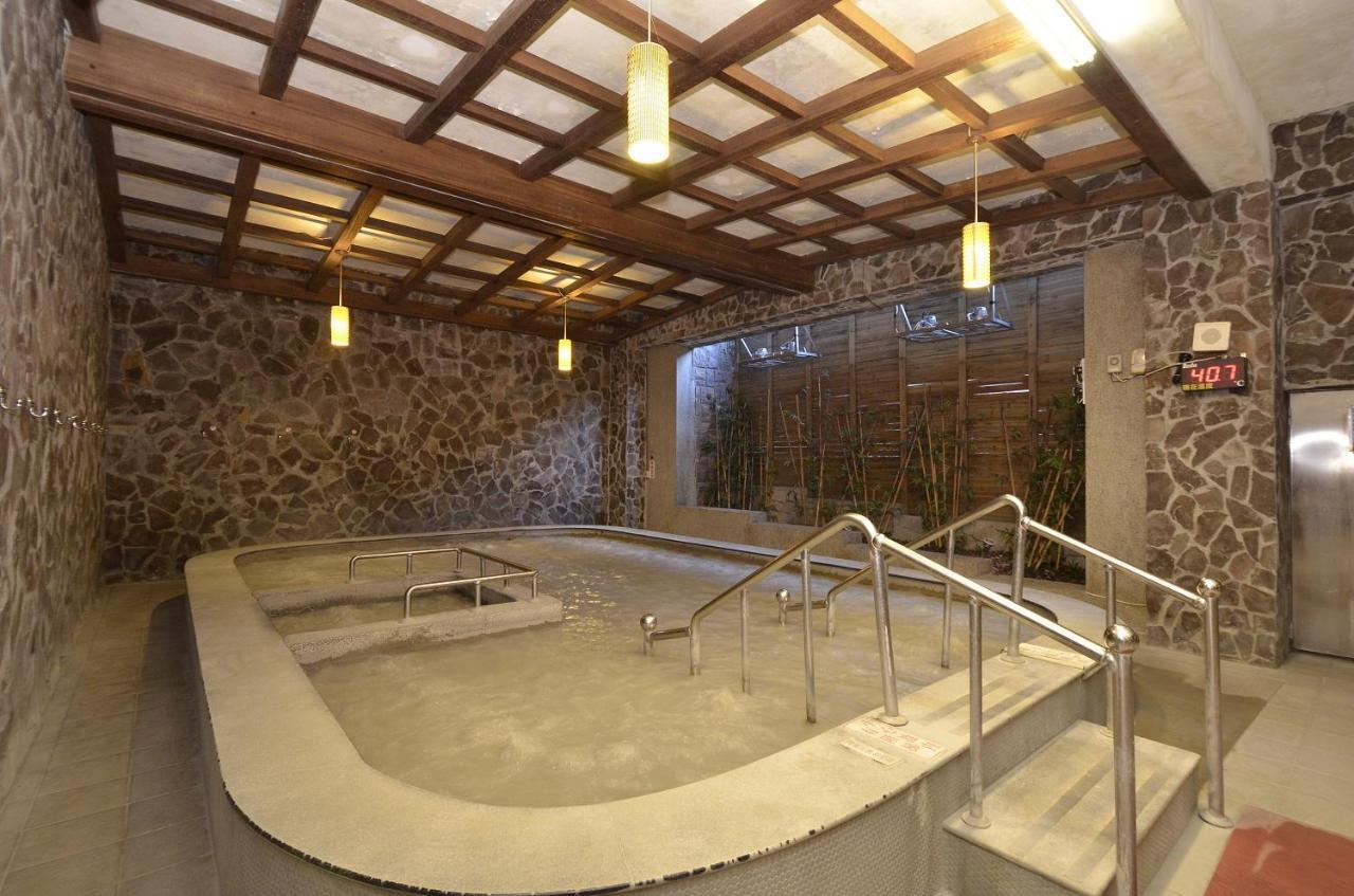 טאינאן Toong Mao Spa Resort Guanziling מראה חיצוני תמונה